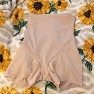 Naomi & Nicole Waist Shaper